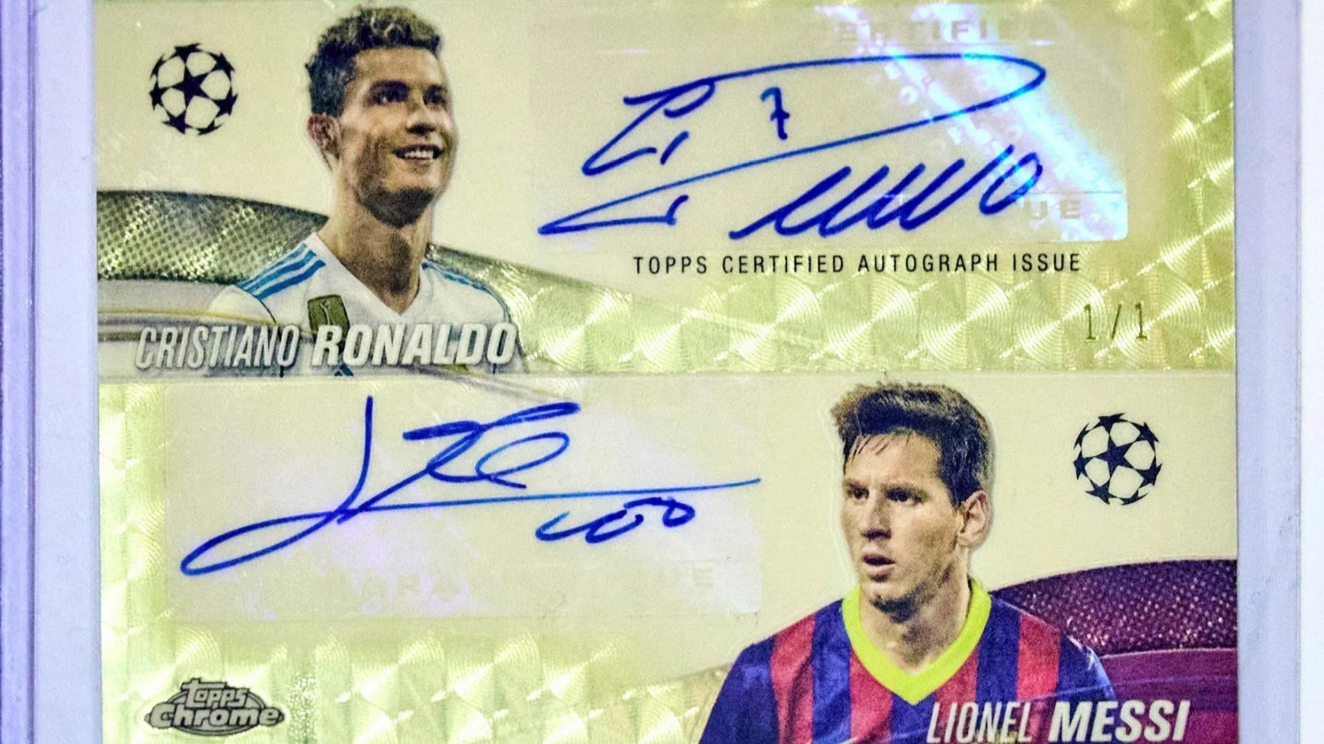 One-of-a-kind dual Cristiano Ronaldo and Lionel Messi football card set to  sell for eye-watering £100k at auction - despite owner spending just £27 on  autographed Topps collectible! | Goal.com English Kuwait